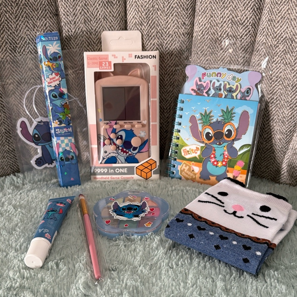 Stitch Bundle NWT